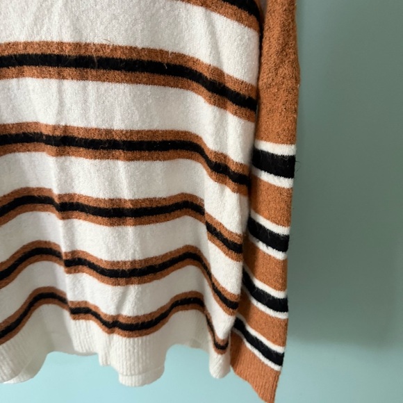 Staccato Women's Sweater in Brown, White, and Black Stripes - Picture 4 of 6